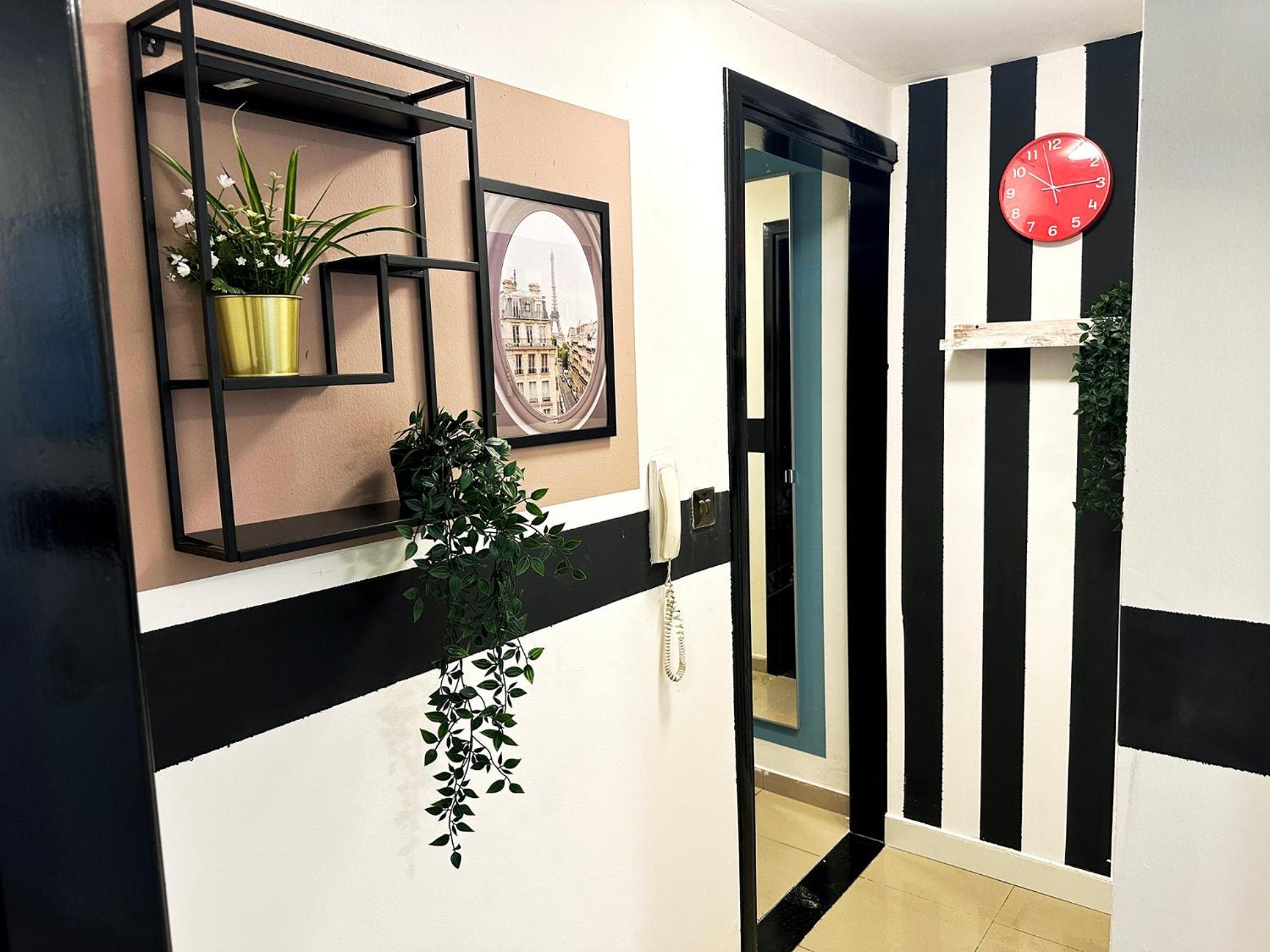 Partition Room In Al Seef Near Burjuman Metro Dubai Eksteriør billede