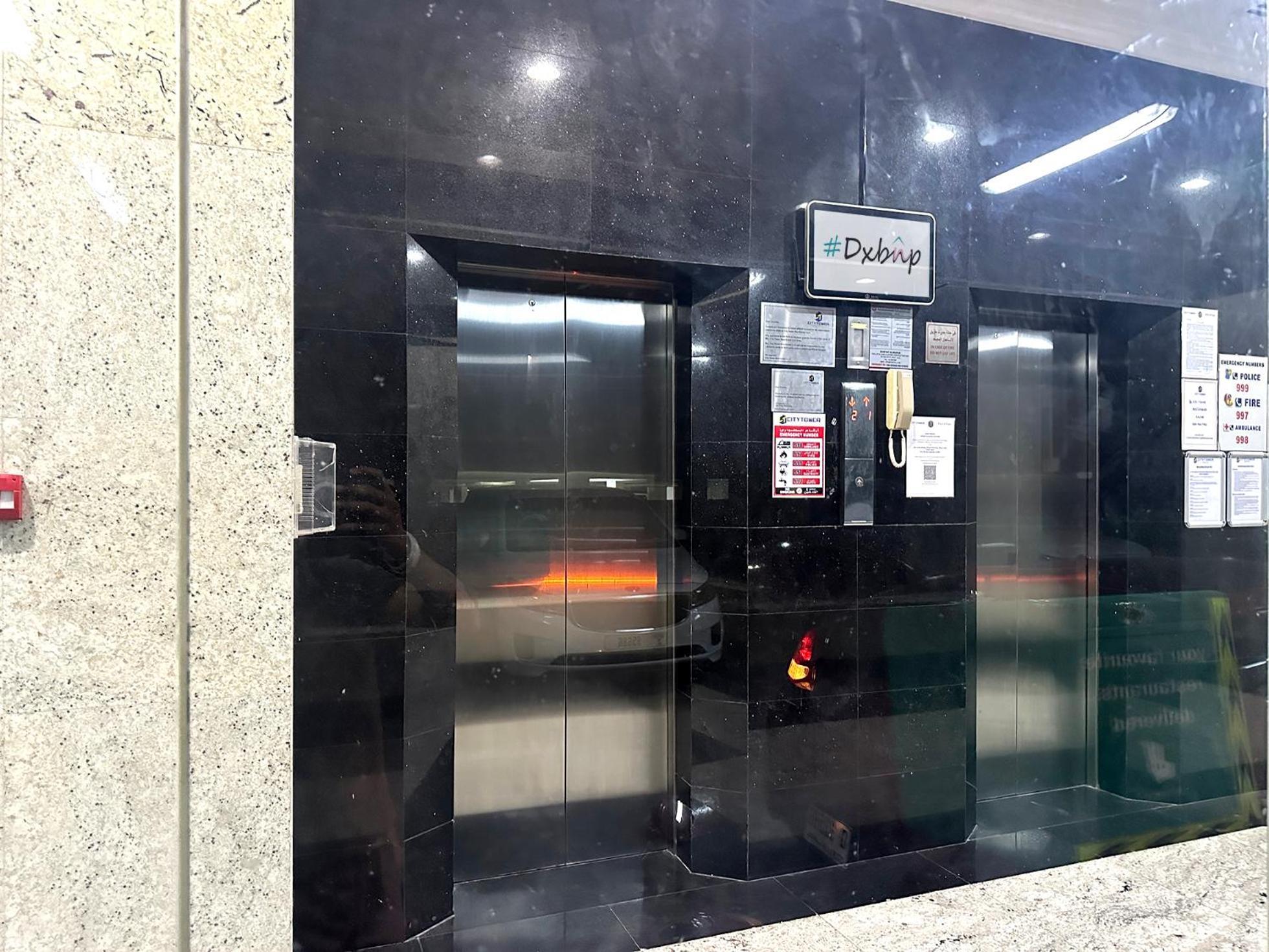 Partition Room In Al Seef Near Burjuman Metro Dubai Eksteriør billede