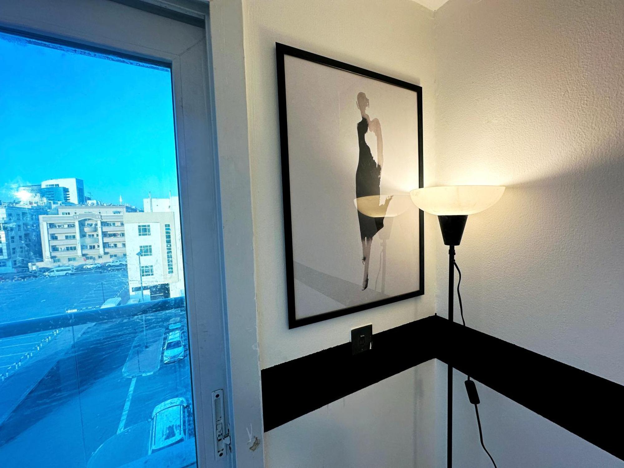 Partition Room In Al Seef Near Burjuman Metro Dubai Eksteriør billede